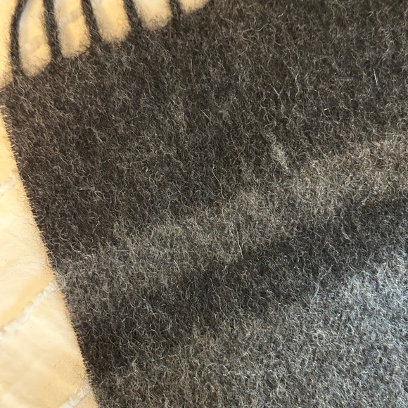 Gilded Age 100% Wool Scarf - Charcoal Gray - Picture 3 of 3
